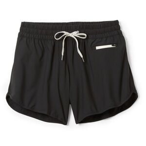 Vuori 
Clementine 2.0 Shorts - Women's